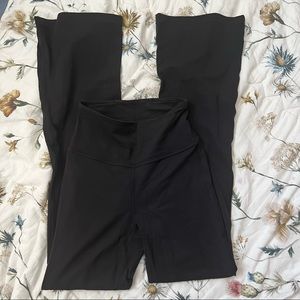 Lululemon Groove SHR Flare Pants